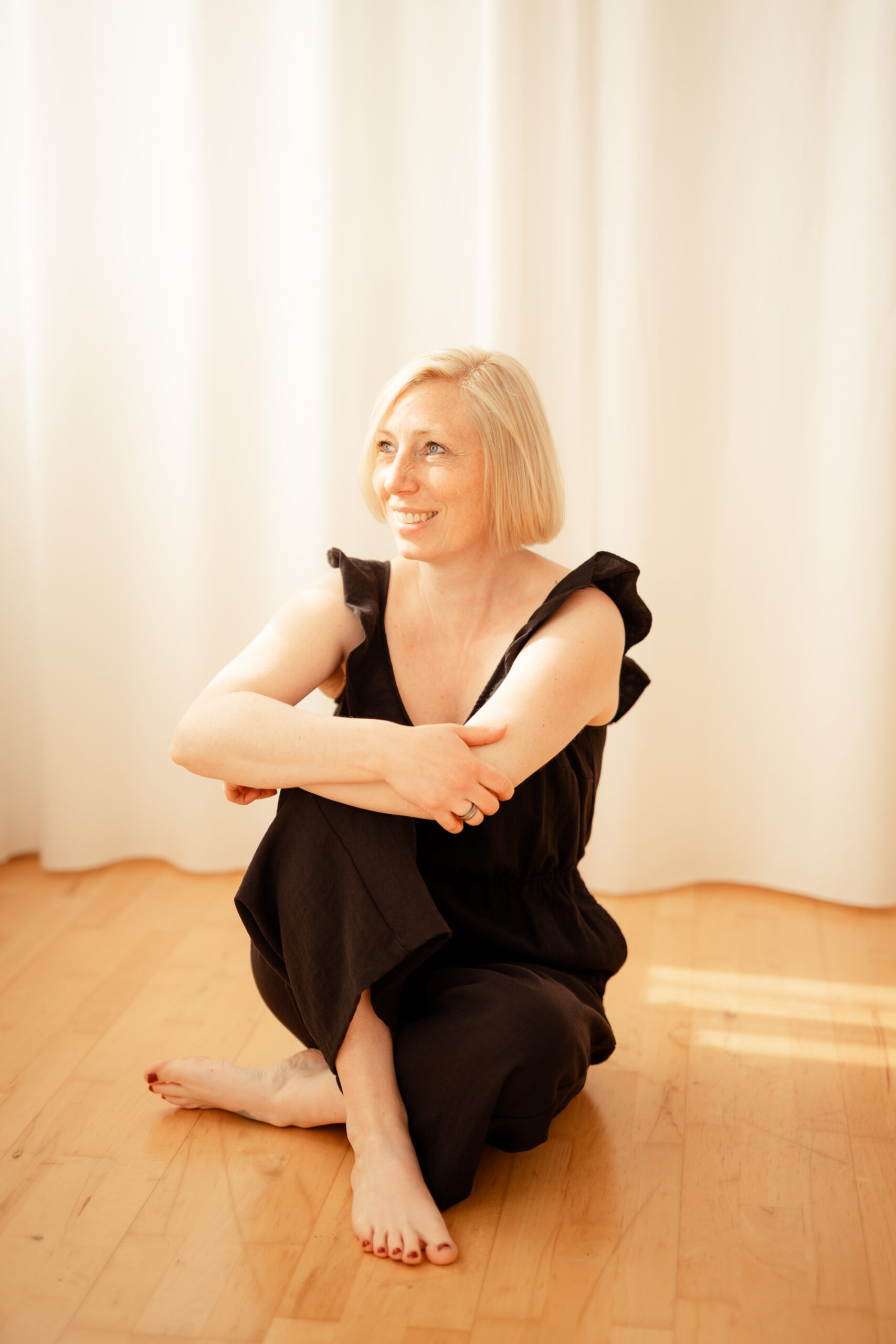 Personal Branding Fotografie Saarland Businessfotograf Saarbrücken Business Shooting natürliche Businessportraits Merzig authentische Businessfotos Saarlouis entspannte Businessbilder für Social Media  mit Persönlichkeit Businessfotografie Copywriting Content Shooting Personal Branding Fotos für Website Trier moderne für Selbständige Saarburg Businessshooting Dillingen Saar Völklingen Neunkirchen Saarburg Luxembourg Remich